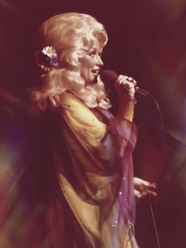 https://www.instagram.com/dollyparton/