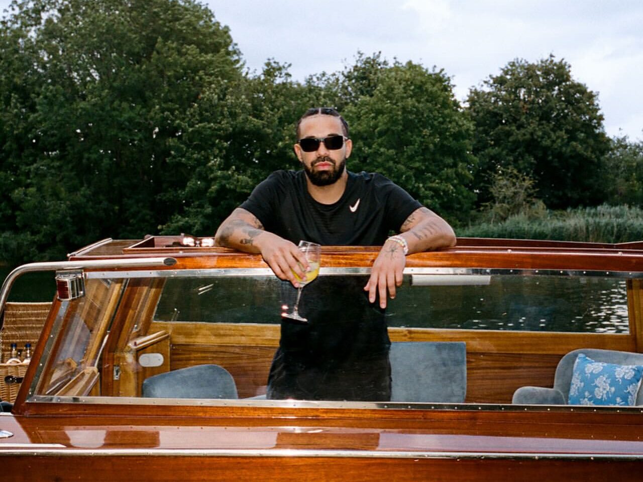 Ο Drake κατακτά ξανά την κορυφή με το «HABIBTI» – Ιστορικό ρεκόρ στα R&B/Hip-Hop albums charts