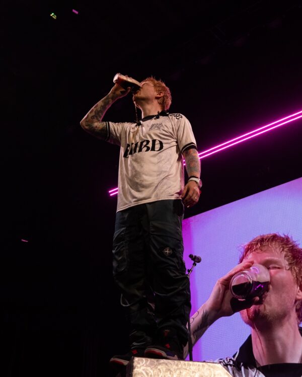 https://www.instagram.com/teddysphotos/