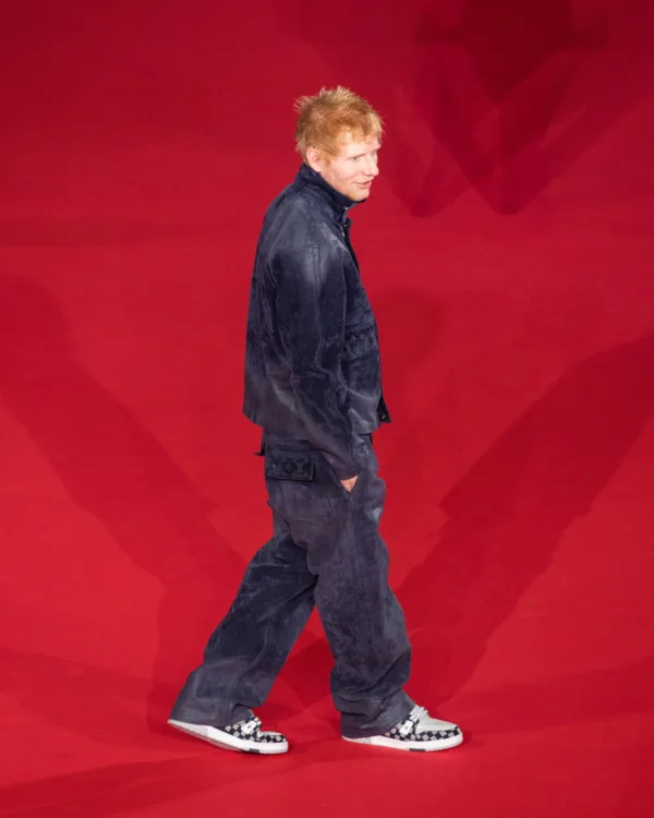 https://www.instagram.com/teddysphotos/