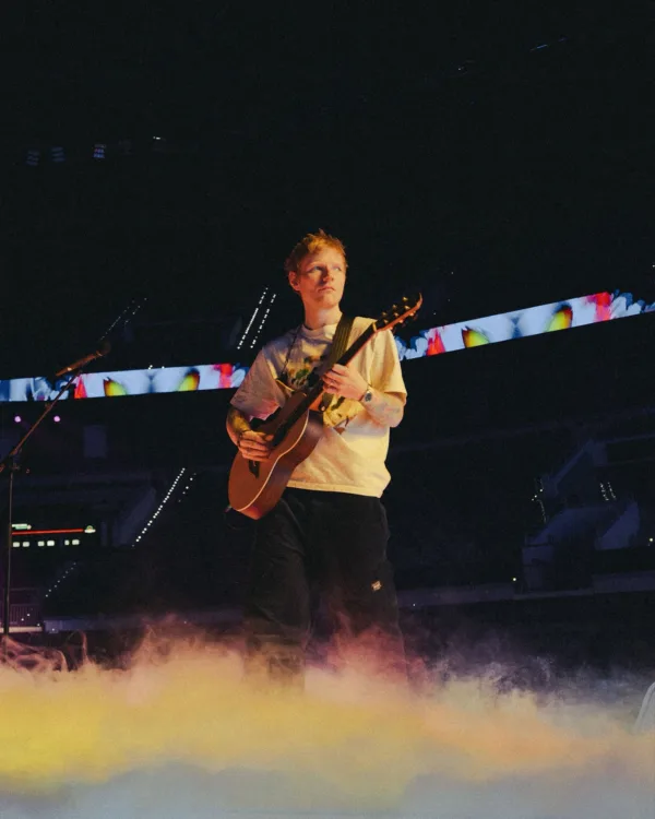 https://www.instagram.com/teddysphotos/