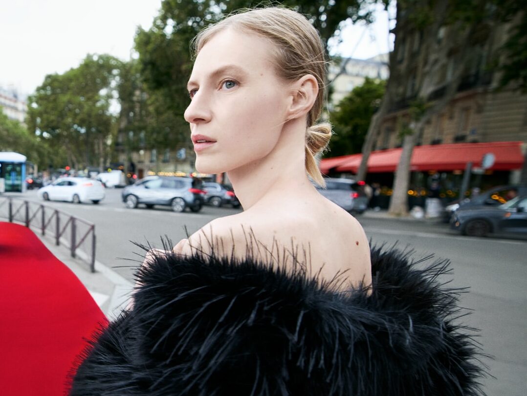 H&M x Elie Saab: Όταν η υψηλή ραπτική περνάει στην καθημερινή γκαρνταρόμπα