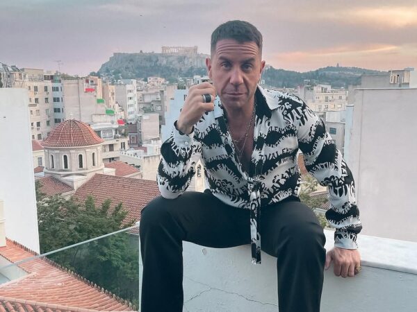 Όλη η Ελλάδα ακούει Γιώργο Μαζωνάκη: Ποια τραγούδια του βρίσκονται στην κορυφή των charts