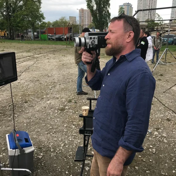 https://www.instagram.com/guyritchie/