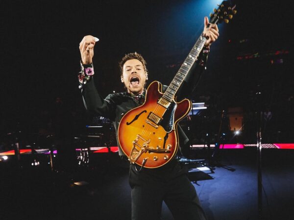Νέο ρεκόρ για τον Harry Styles: Ποιο τραγούδι του ξεπέρασε το 1 δισεκατομμύριο views