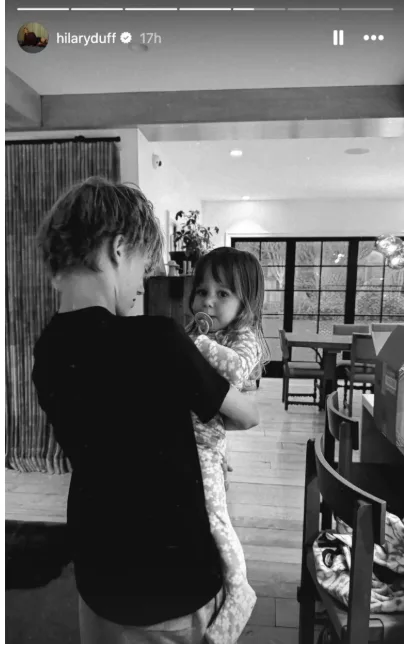 https://www.instagram.com/hilaryduff/