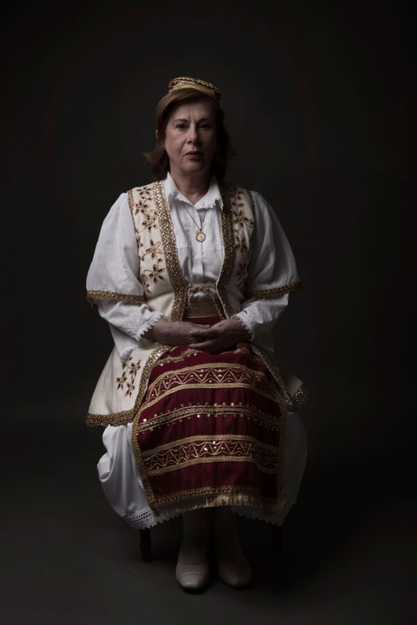 i xora pou pote den pethaineis (3)
