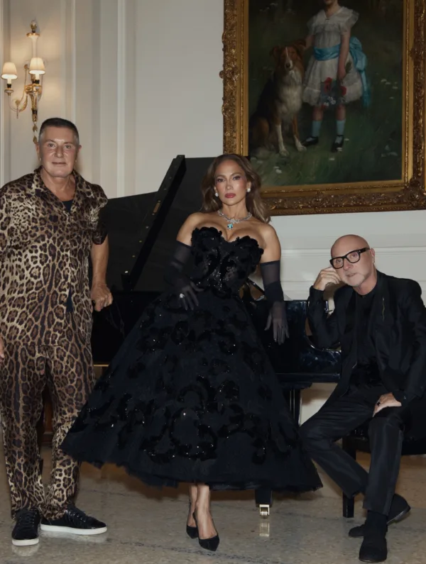https://www.instagram.com/jlo/