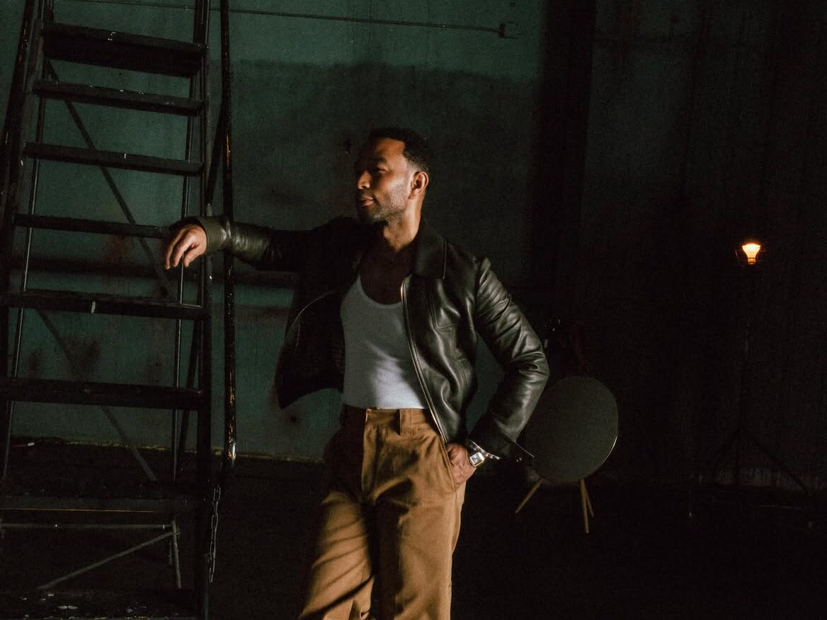 John Legend – Pharrell Williams: Μάς έδωσαν μια πρώτη γεύση από το «Muse» – Τι να περιμένουμε στις 23 Οκτωβρίου