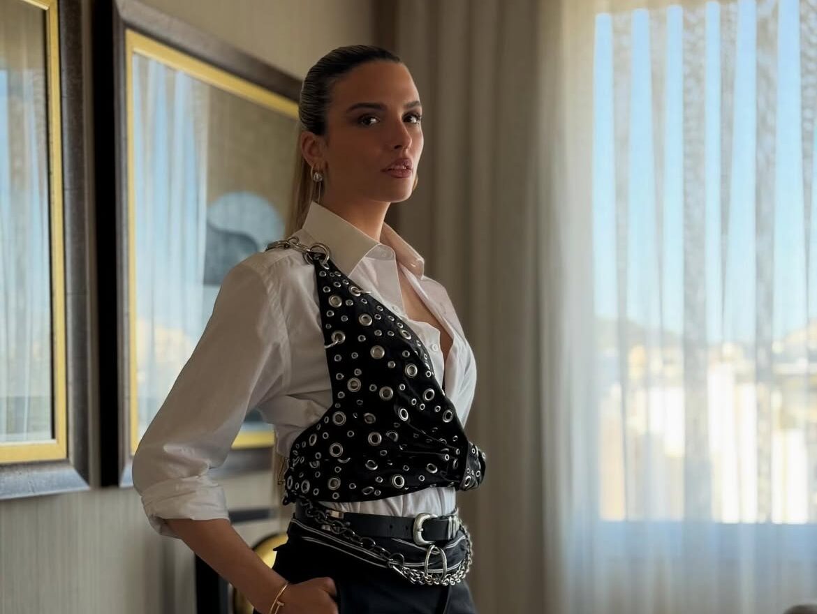 Κατερίνα Λιόλιου: Δες την συγκινητική ερμηνεία του «Δι’ Ευχών» στο Βεάκειο Θέατρο