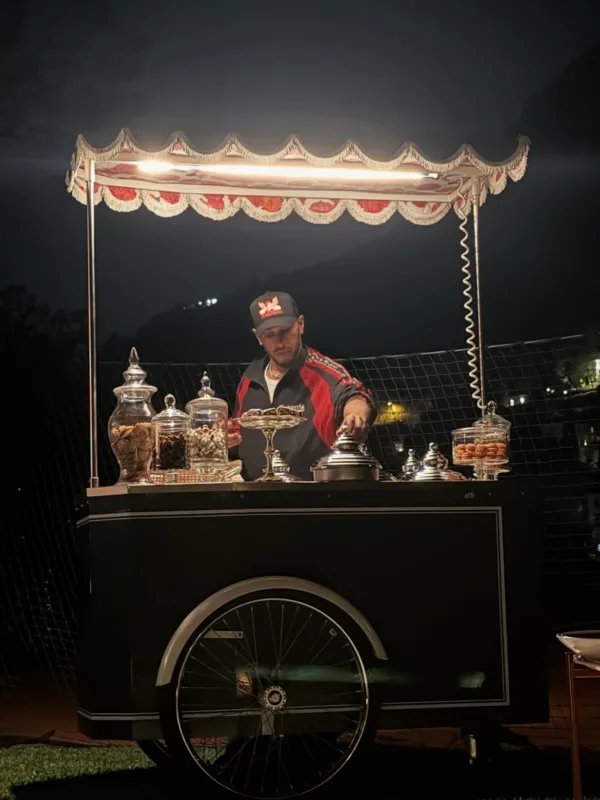 https://www.instagram.com/lewishamilton/