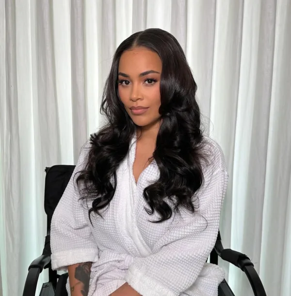 https://www.instagram.com/laurenlondon/