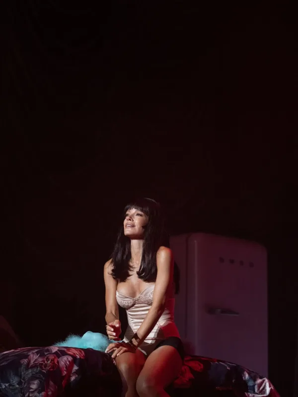 https://www.instagram.com/lilyallen/