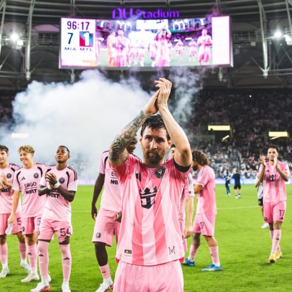 https://www.instagram.com/leomessi/