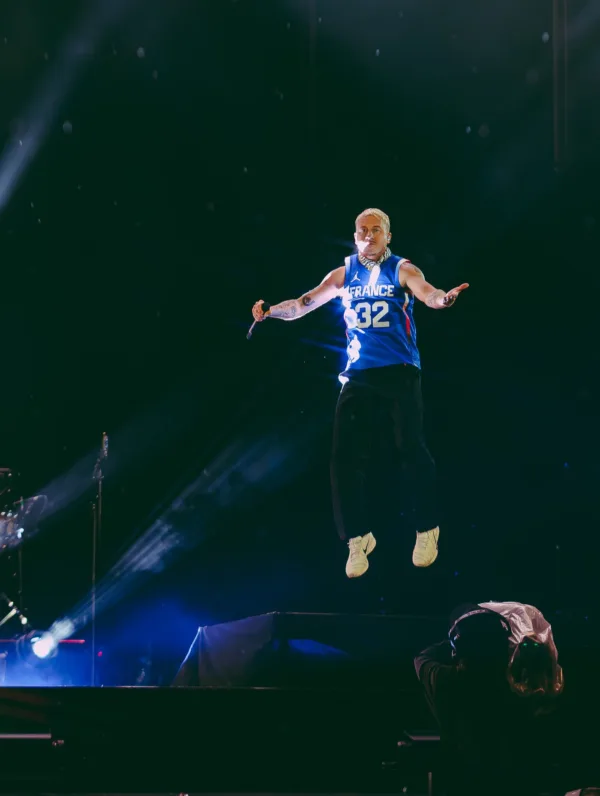 https://www.instagram.com/macklemore/