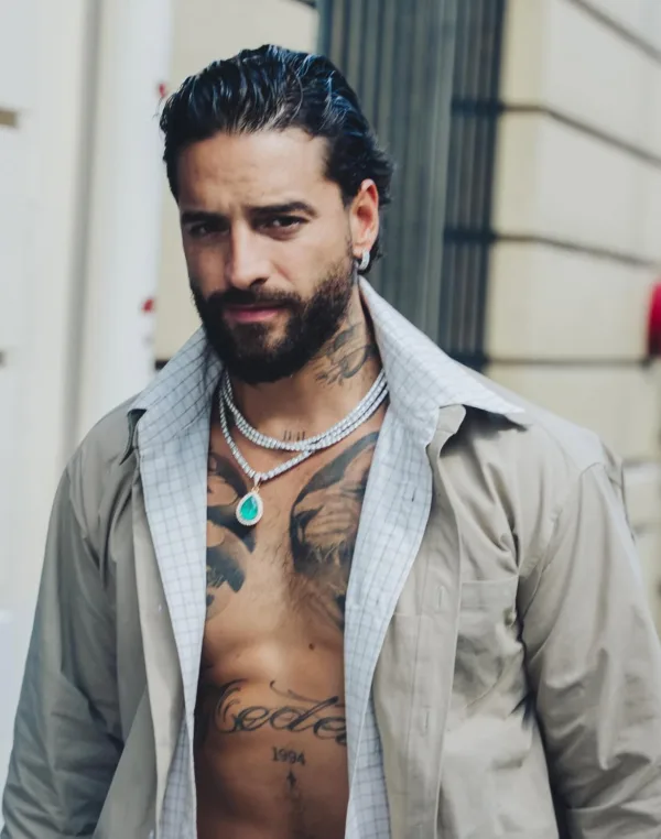 https://www.instagram.com/maluma/