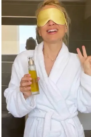 https://www.instagram.com/marakiiliaki/