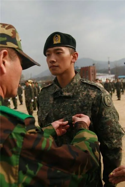 MILITARY 5-RAIN
