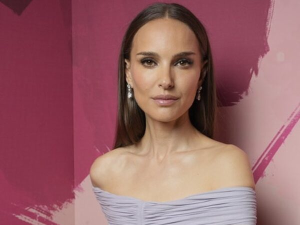 Baby news! Η Natalie Portman υποδέχθηκε το τρίτο της παιδί