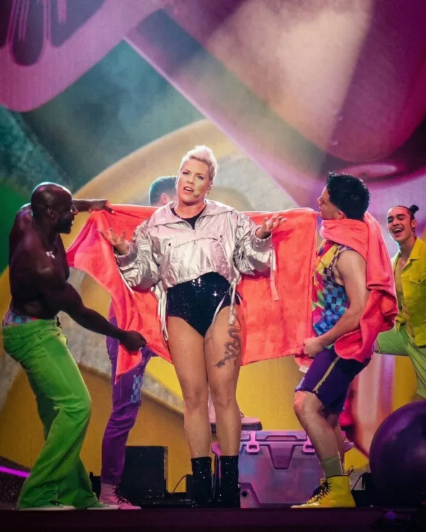 https://www.instagram.com/pink/