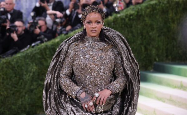 Η Rihanna βρέθηκε στην μεγάλη συναυλία της Celine Dion στο Παρίσι