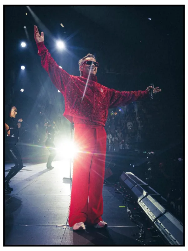 https://www.instagram.com/robbiewilliams/