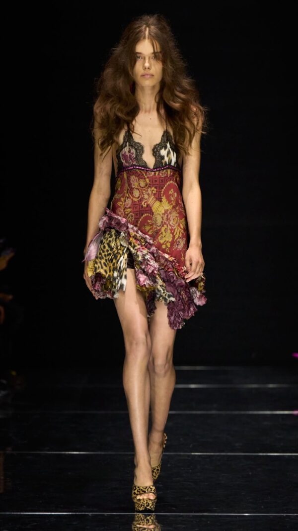 https://www.instagram.com/roberto_cavalli/
