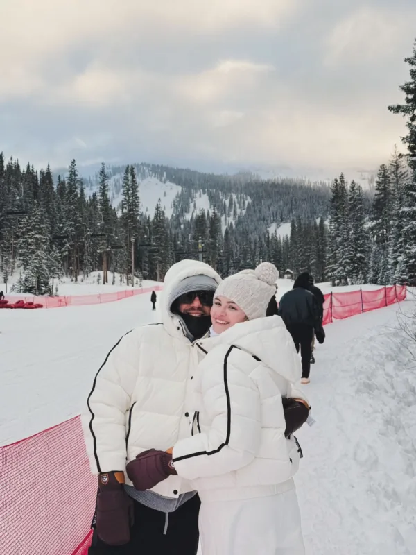 https://www.instagram.com/selenagomez/