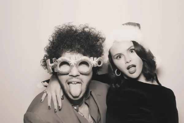 https://www.instagram.com/selenagomez/