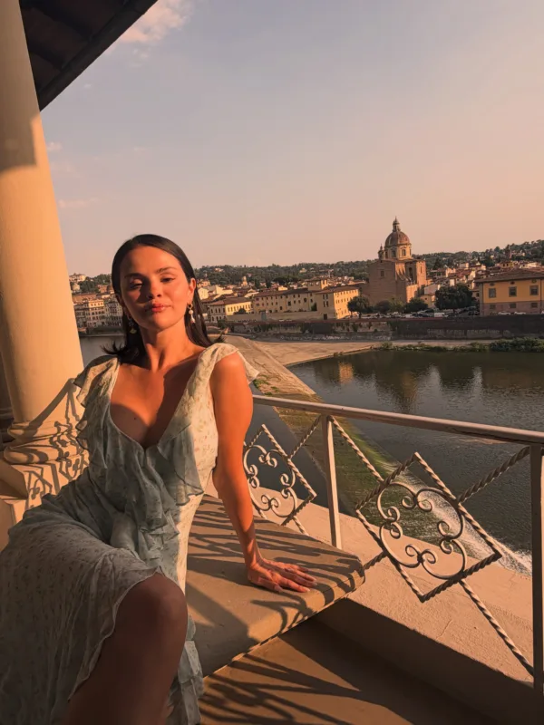 https://www.instagram.com/selenagomez/