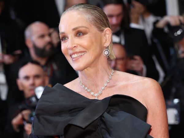 Η Sharon Stone γιόρτασε 25 χρόνια από το εγκεφαλικό – Το μήνυμα που μοιράστηκε με τους followers της