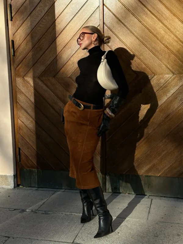 suede_pencil_fousta_outfit