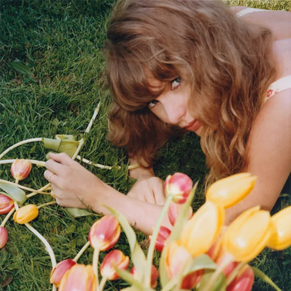 https://www.instagram.com/taylorswift