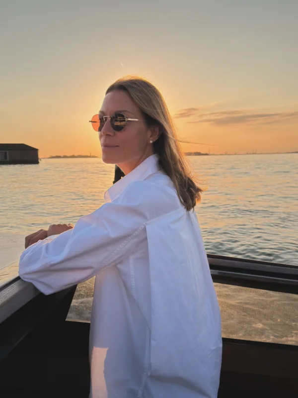 https://www.instagram.com/vickykaya_/