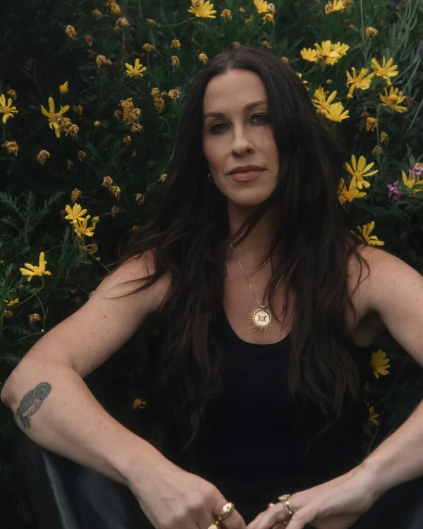 https://www.instagram.com/alanis/