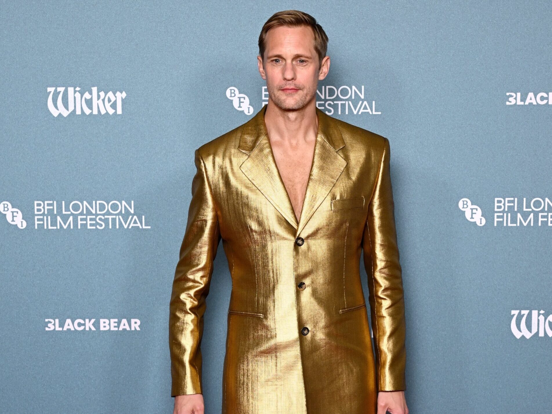 Alexander Skarsgård: Η νέα του ταινία «Wicker» κάνει θραύση στο διαδίκτυο