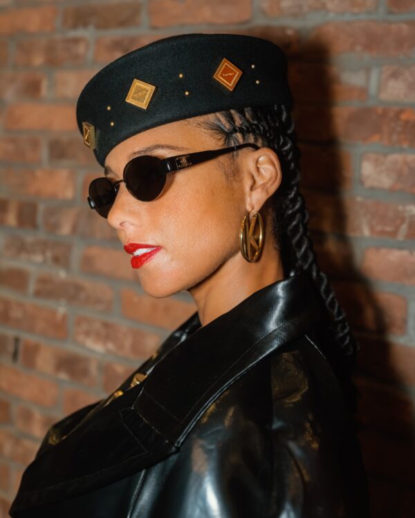 https://www.instagram.com/aliciakeys/