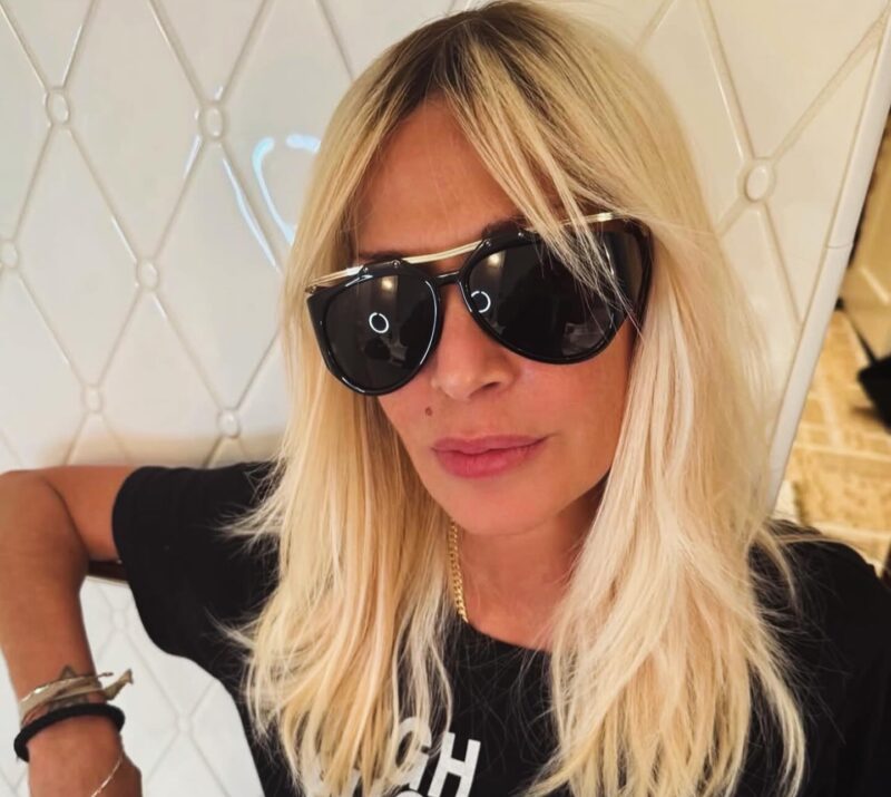 Η Άννα Βίσση «επέστρεψε» στο Instagram με το «What a life» – Οι στίχοι που ξεχωρίζουν