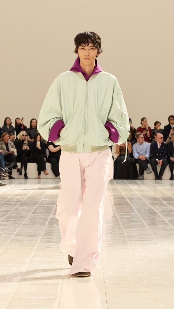 https://www.instagram.com/balenciaga/