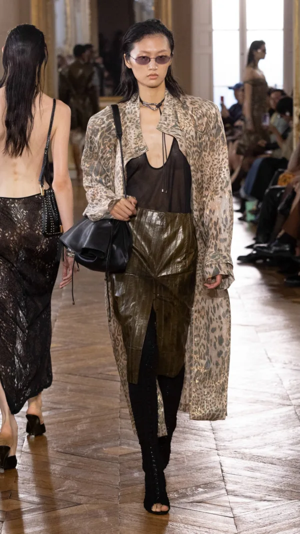 https://www.instagram.com/balmain/