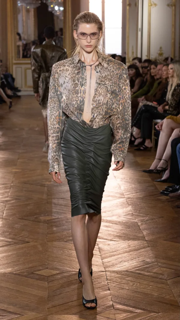 https://www.instagram.com/balmain/