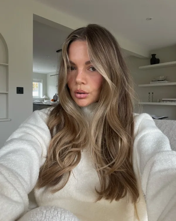 beige_blonede_mallia
