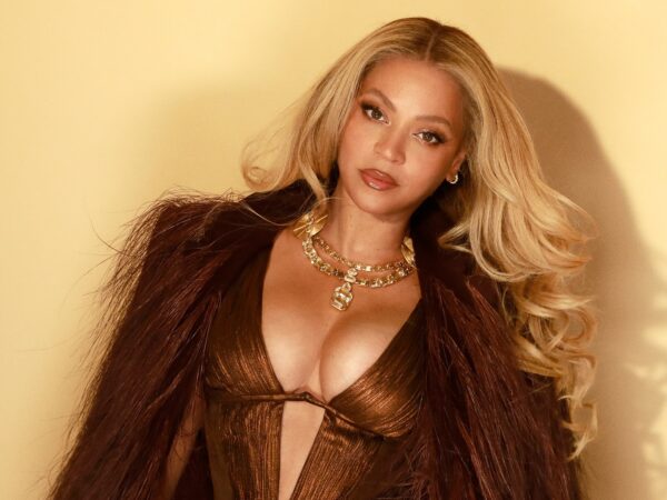 Η Beyoncé κατακτά και τον κόσμο της ομορφιάς – Το προϊόν μαλλιών που έγινε best-seller