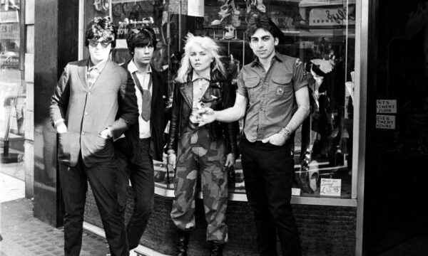 Οι Blondie επιστρέφουν με νέο άλμπουμ μετά από 9 χρόνια