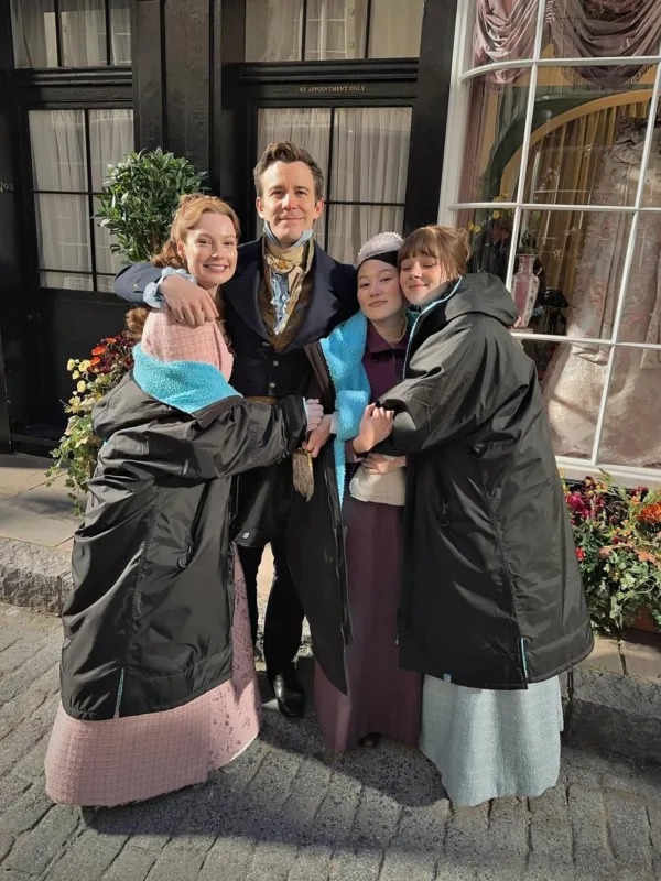 https://www.instagram.com/bridgertonnetflix/
