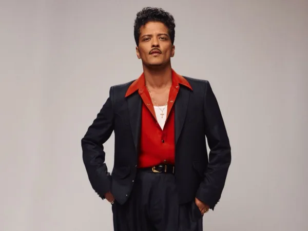 https://www.instagram.com/brunomars/