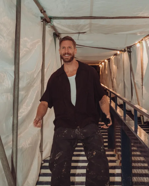 https://www.instagram.com/calvinharris/