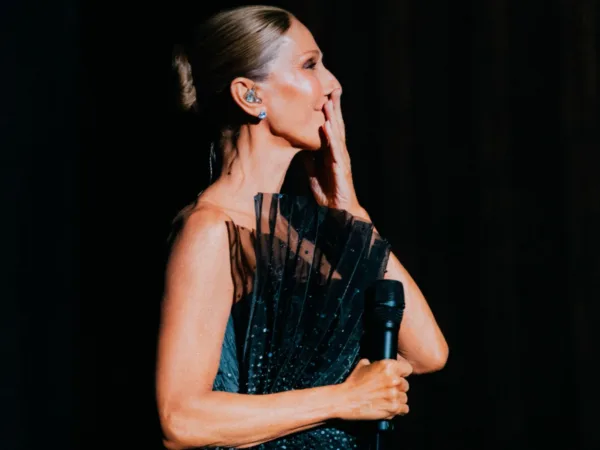 https://www.instagram.com/celinedion/