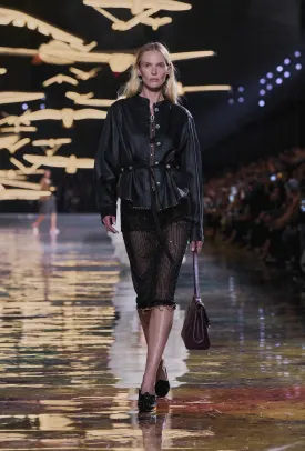https://www.instagram.com/chanelofficial/