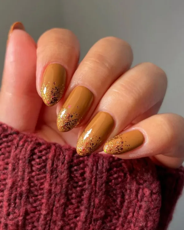 cinnamon_latte_nails
